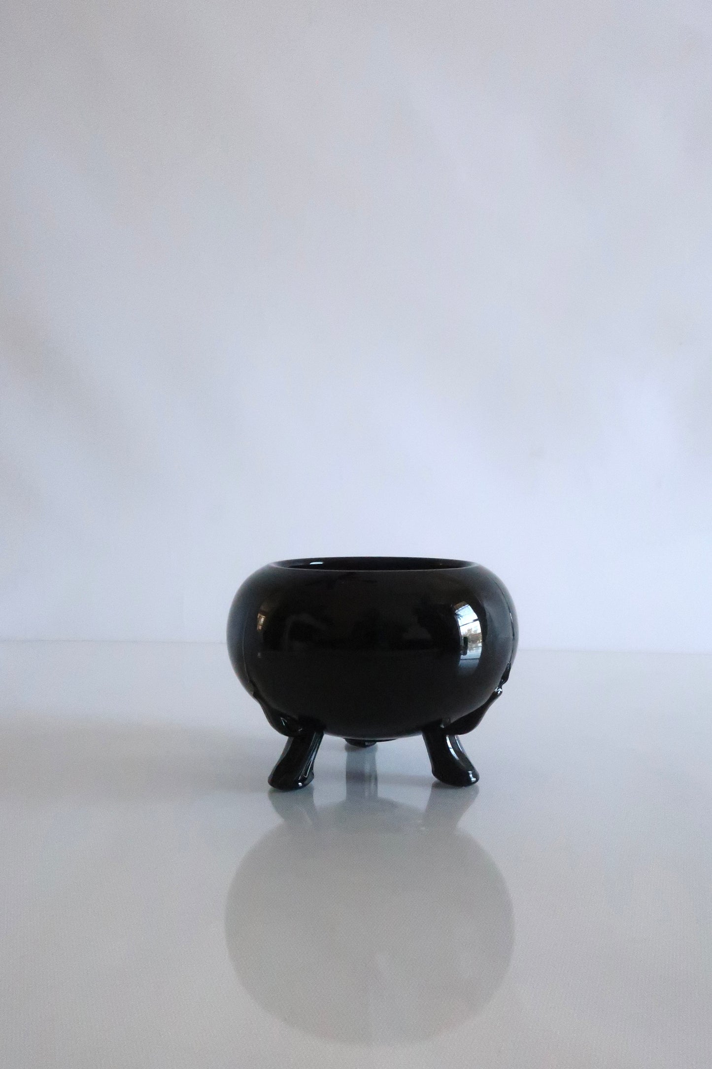 Viking Onyx Black Flowerlite