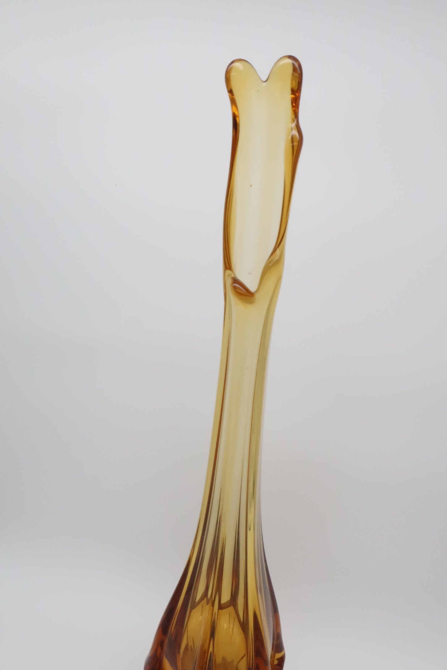 Viking Amber 6-Panel Swung Vase