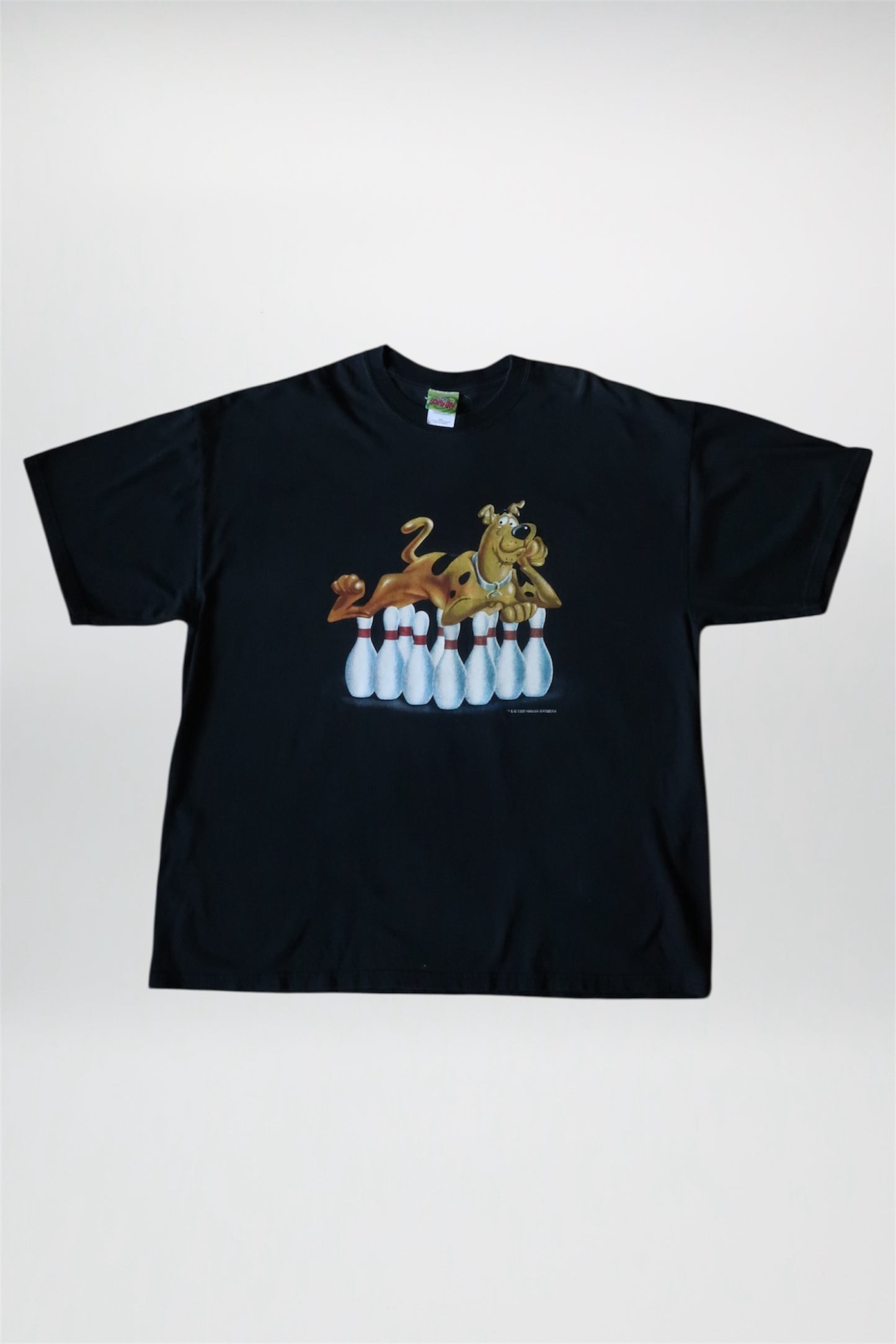 2000 Scooby Doo Bowling Tee