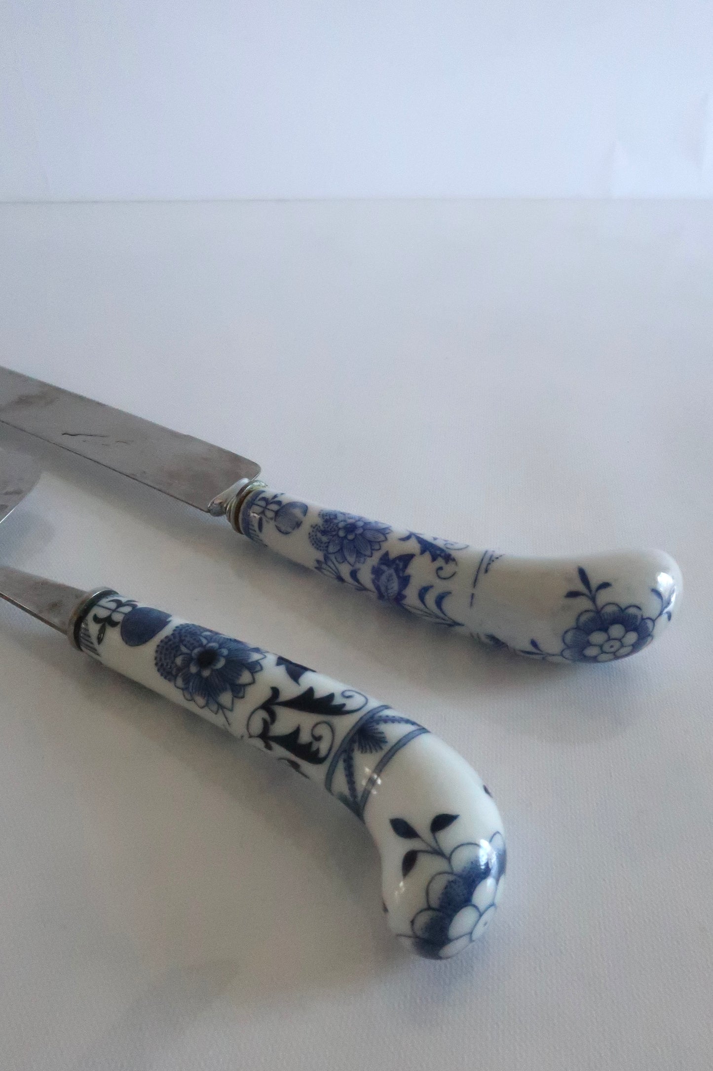 Porcelain Cheese Knife Set