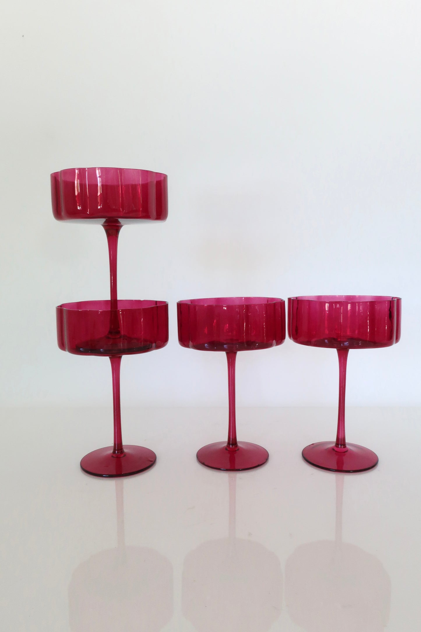 Fuchsia Scalloped Coupes