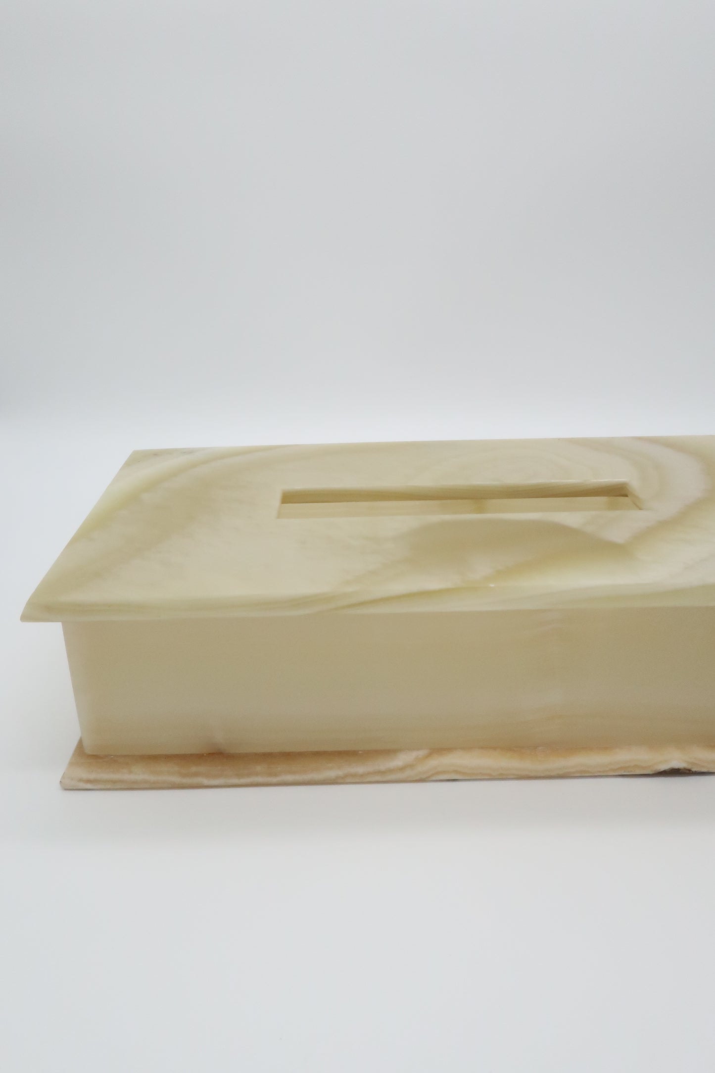 Onyx Tissue Box