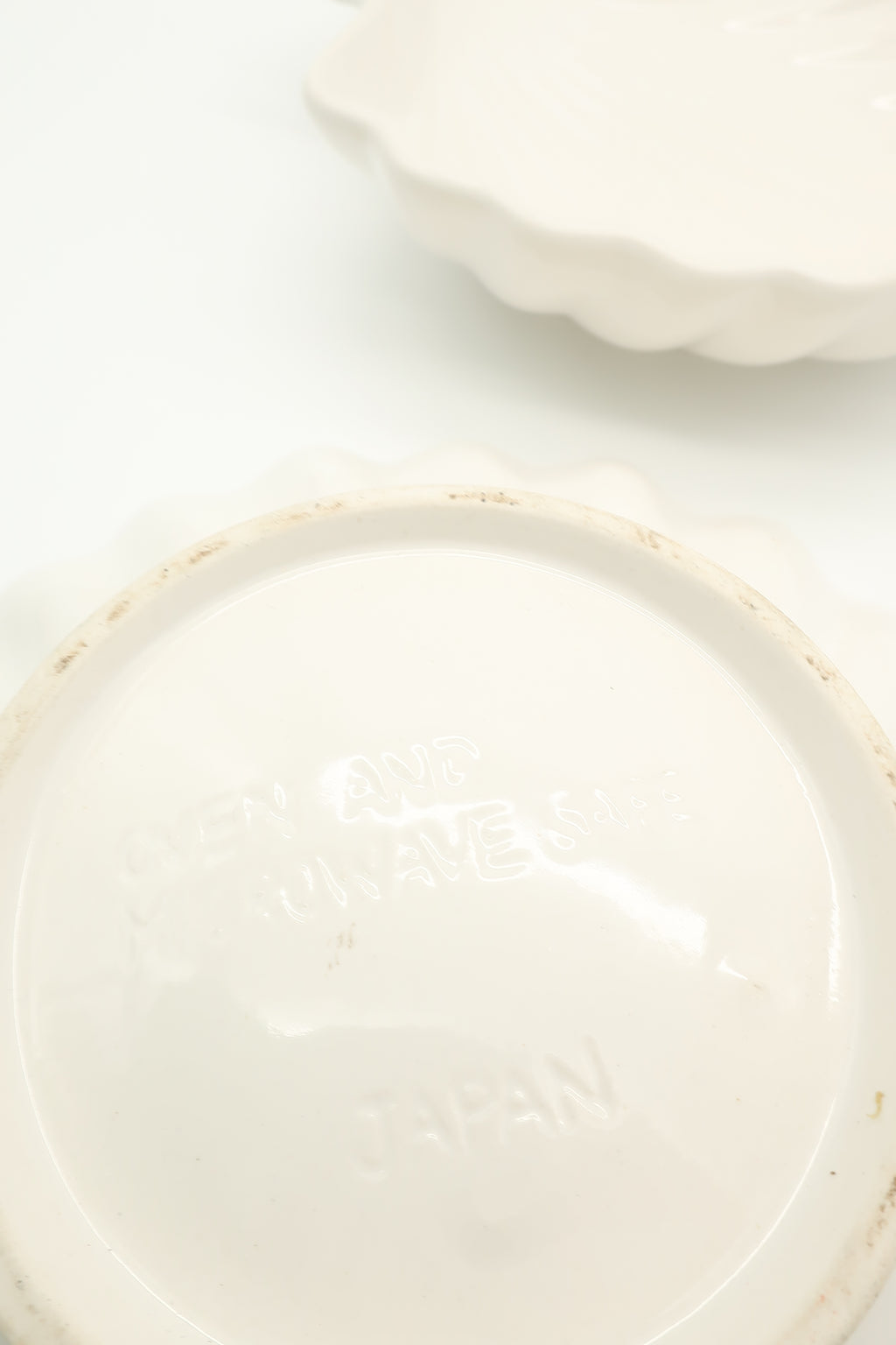 White Ceramic Shell Dish