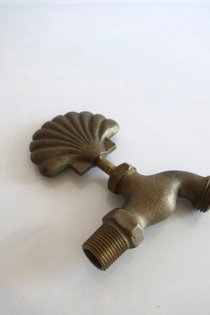 Brass Clam Shell Spigot