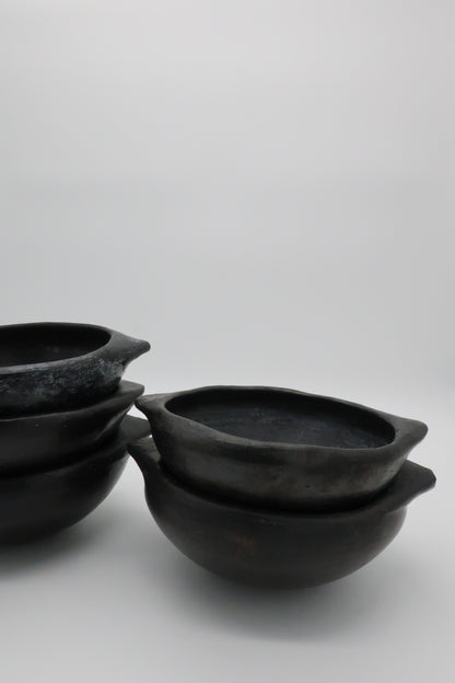 Colombian La Chamba Bowl Set