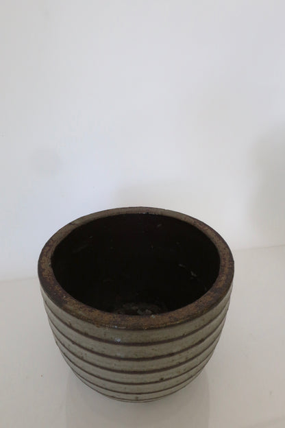 Ceramic Ribbed Planter