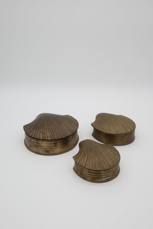 Brass Stacking Clam Shell Catch-alls