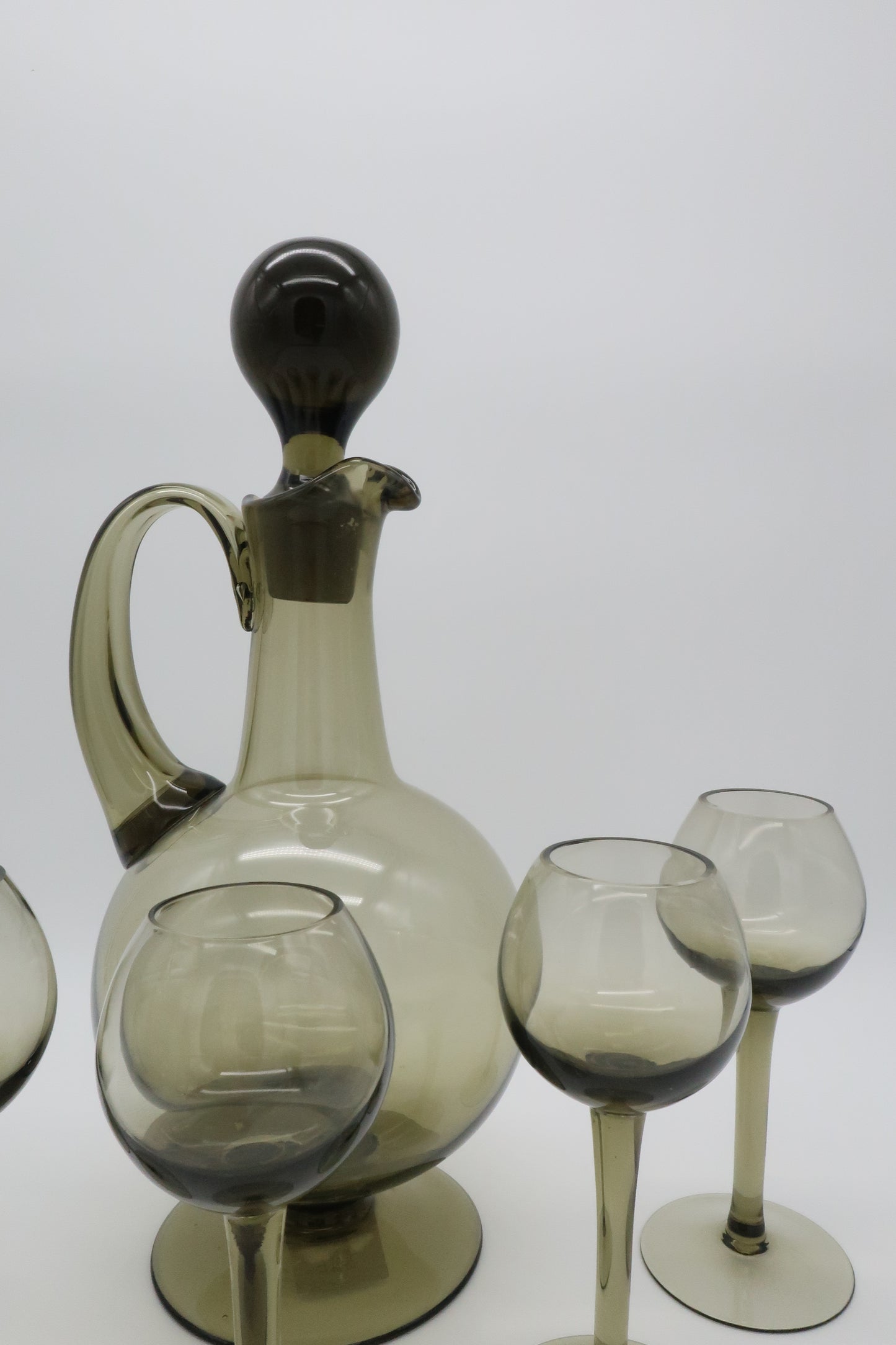 Smokey Brown Decanter Set