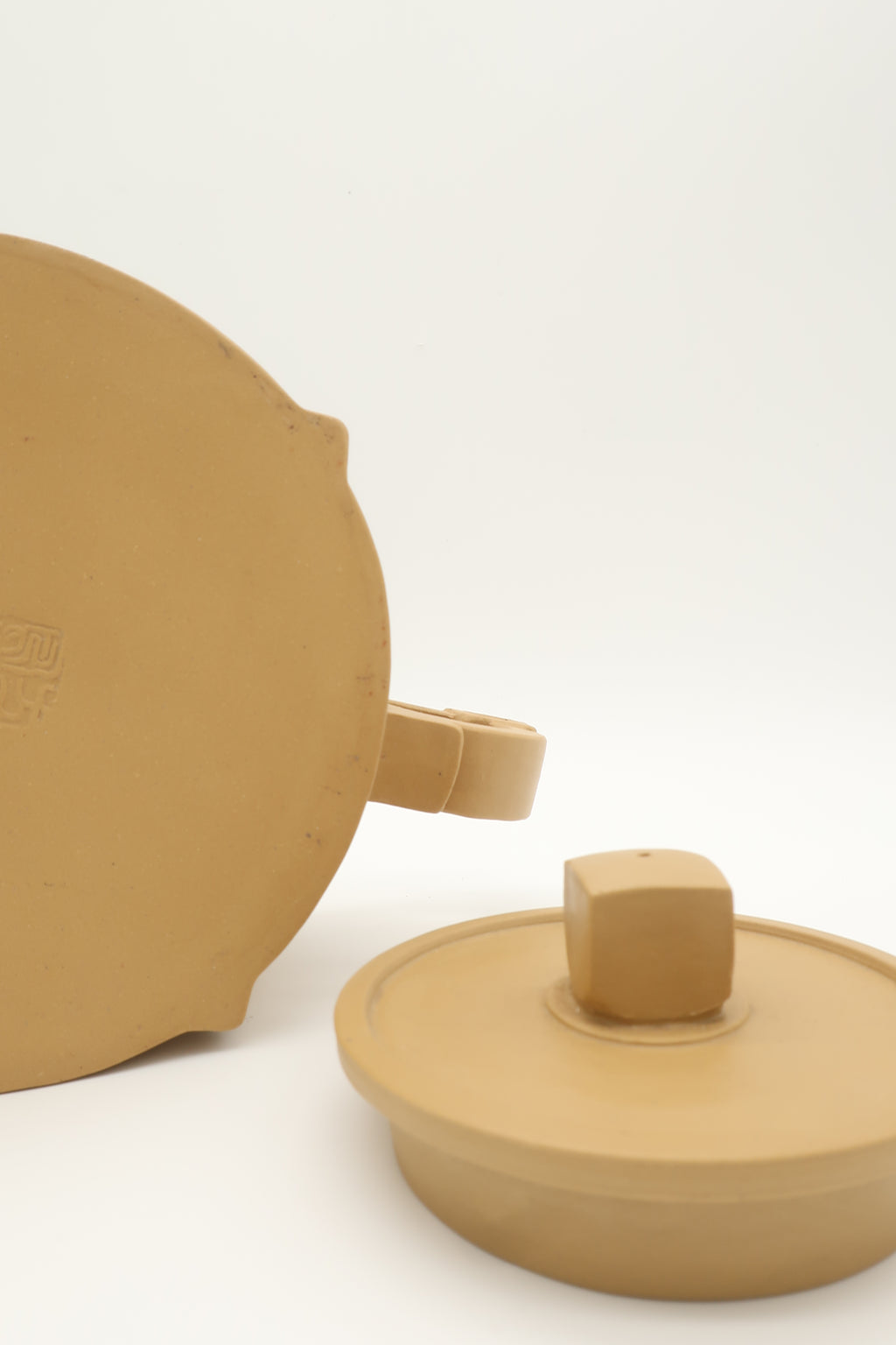 Yixing Pottery Tea Pot