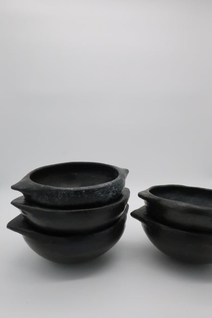 Colombian La Chamba Bowl Set