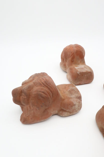 Terracota Lion Pot Feet