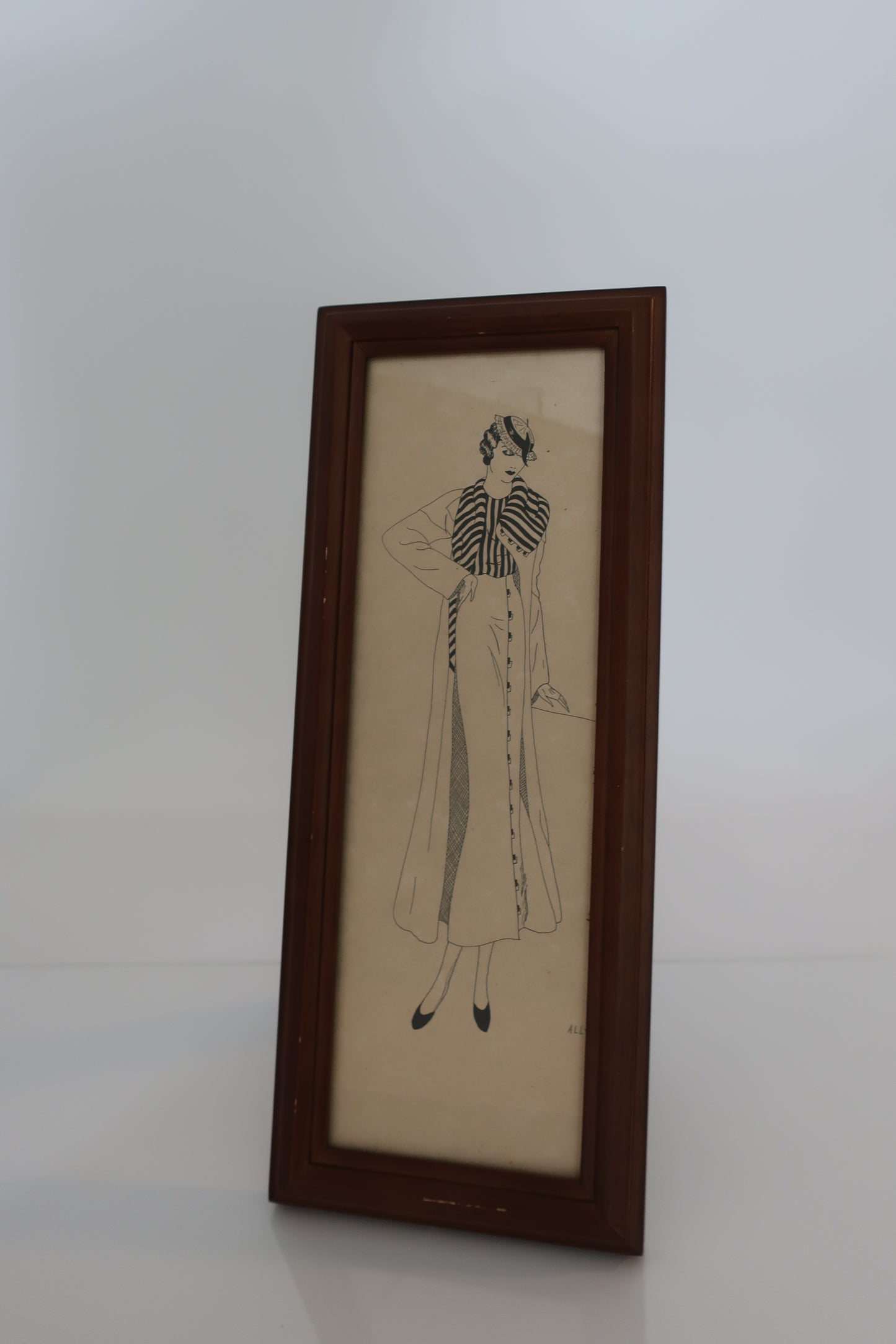 Vouge Sketch & Teak Frame