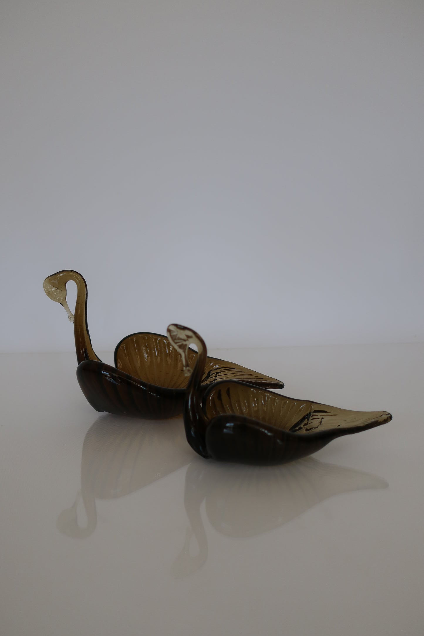 Italian Olive Swan Ashtray Set