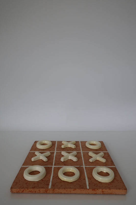 Ceramic Tic Tac Toe Peach Set