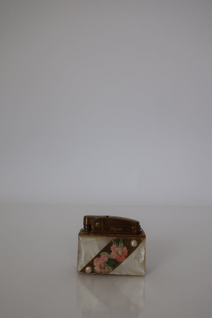 Capiz & Floral Lighter