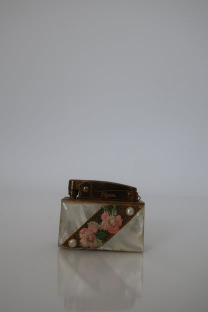 Capiz & Floral Lighter