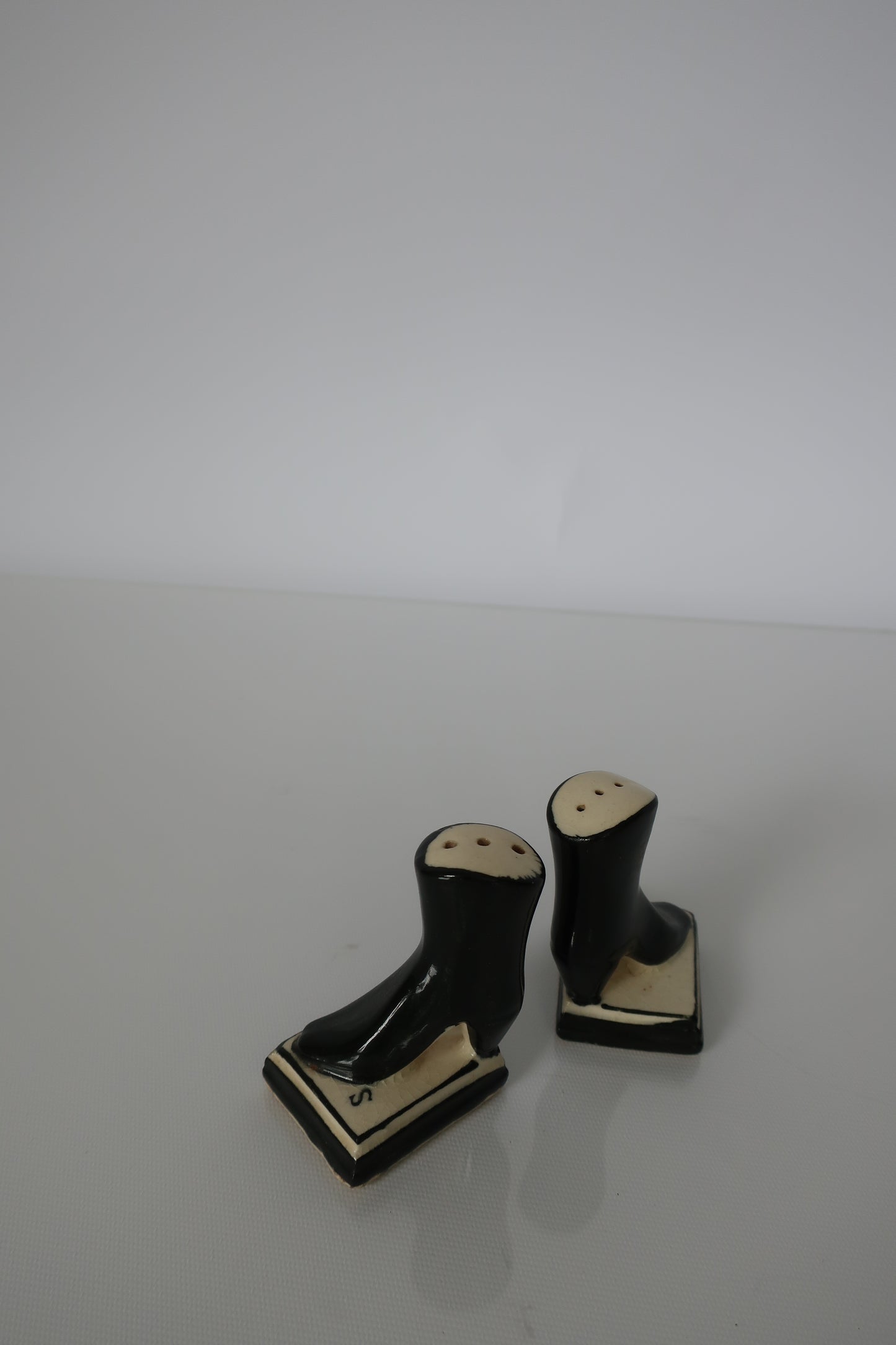 Heels Salt & Pepper Shakers