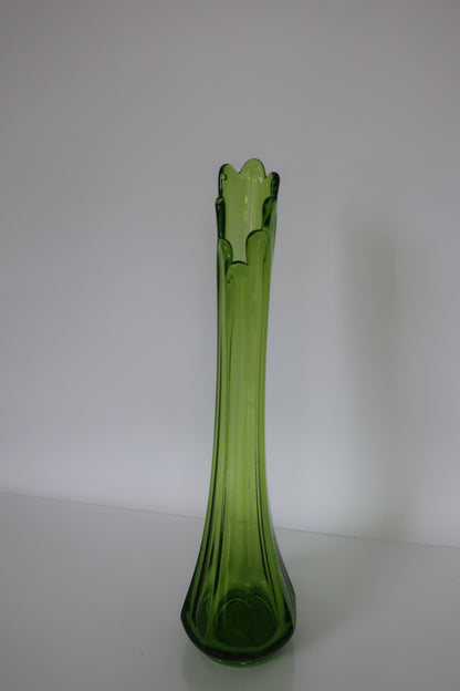 LE Smith Green Swung Vase