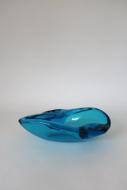 LE Smith Blue Ashtray